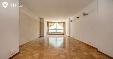 Piso de Tiko a la venta en Ferrol , ubicado en el distrito Fuencarral-El Pardo de Madrid