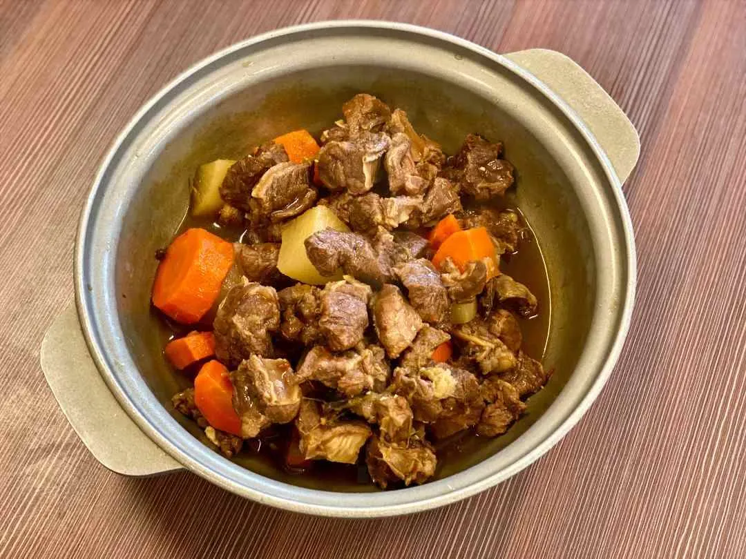 ◈ 牛肉鍋 Braised beef