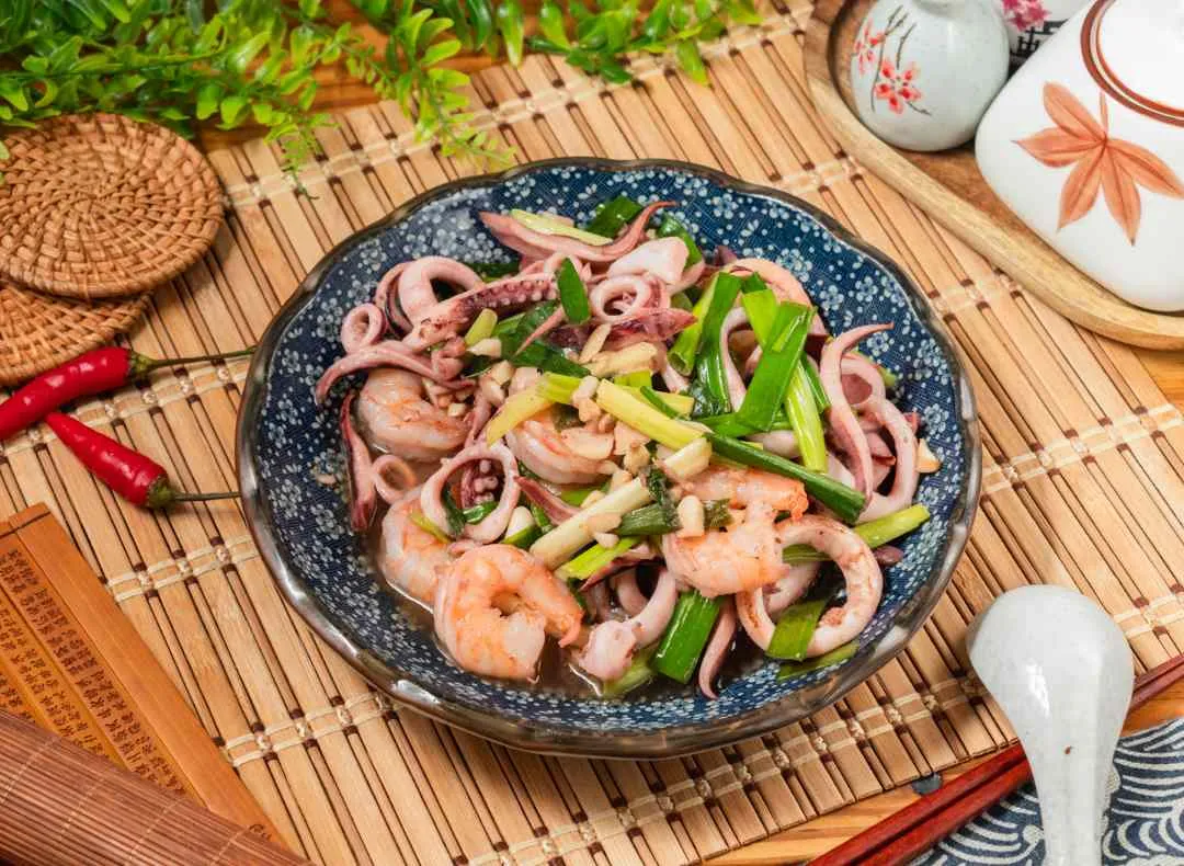 爆炒雙鮮 Squid and Shrimp Ball