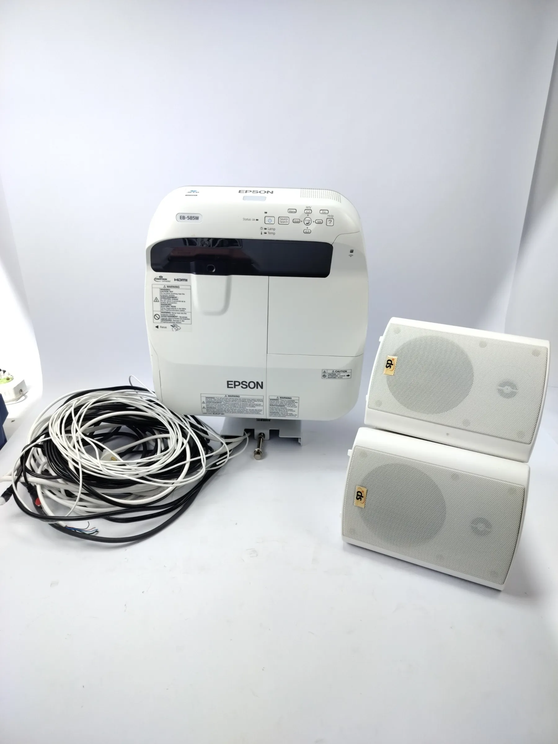 Epson projektor med 2 højtalere