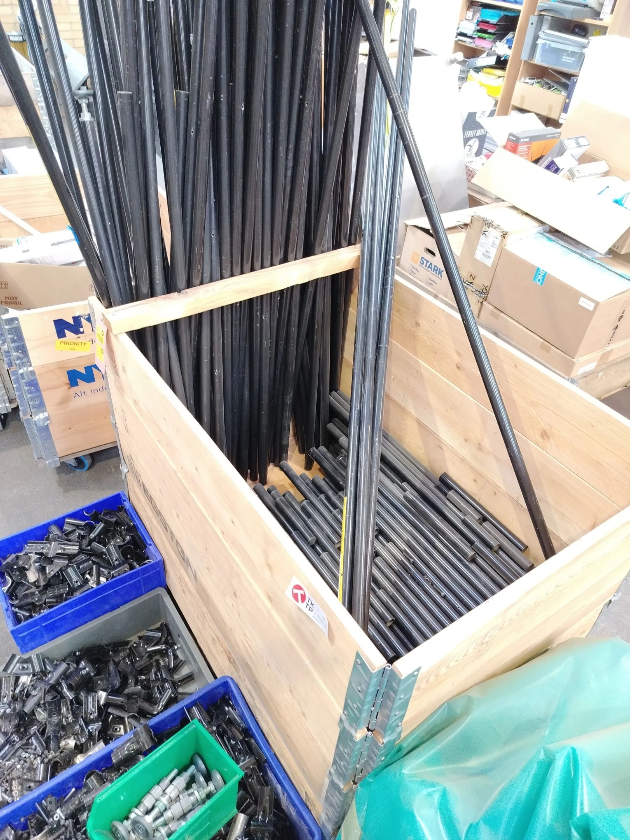 Rørstøtter og beslag