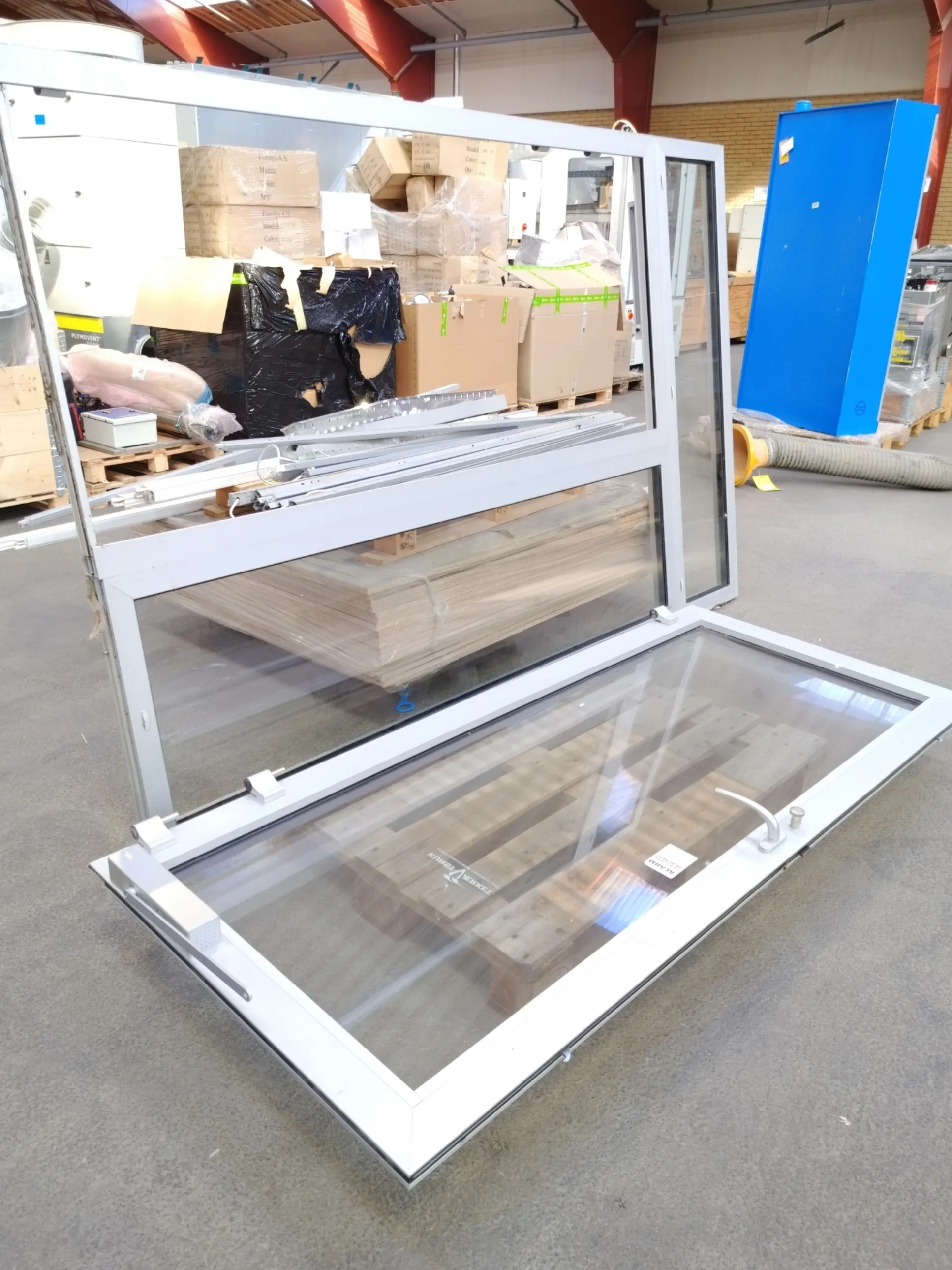 Indgangsparti med glasdør