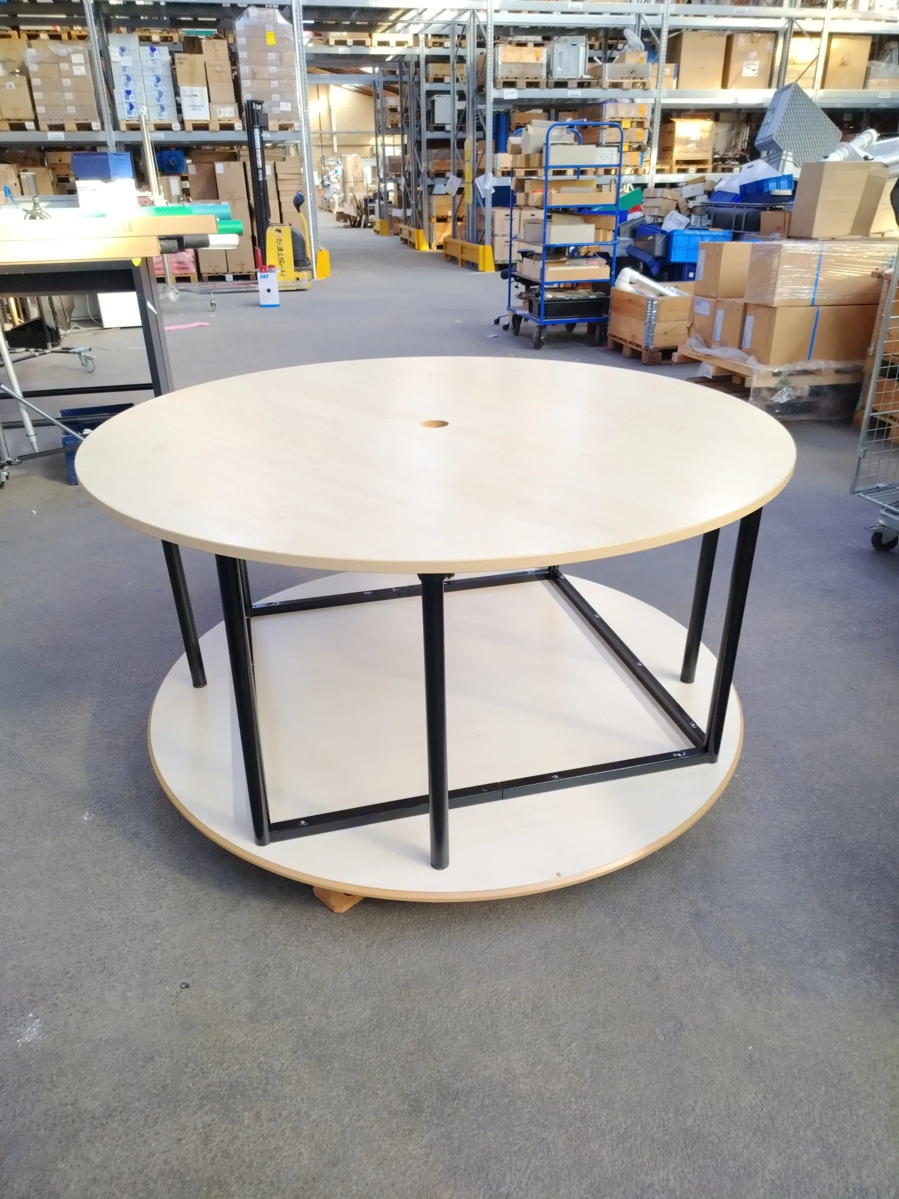 2x runde borde Ø160 cm