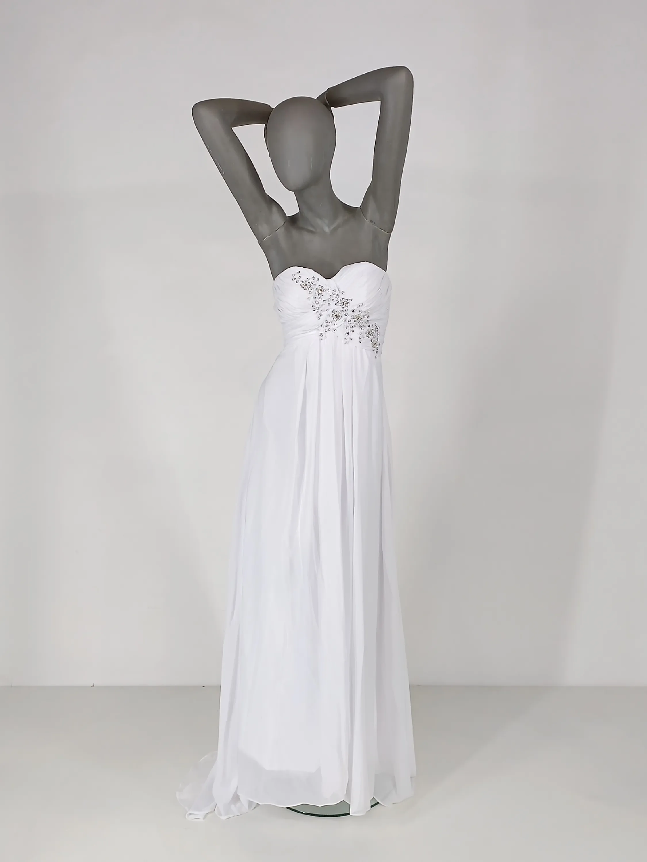 Stropløs brudekjole m. pailetter str. 38