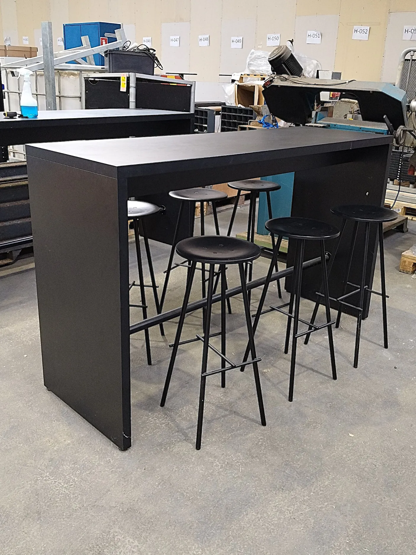 Højbord m. 6 barstole - 180x60 cm