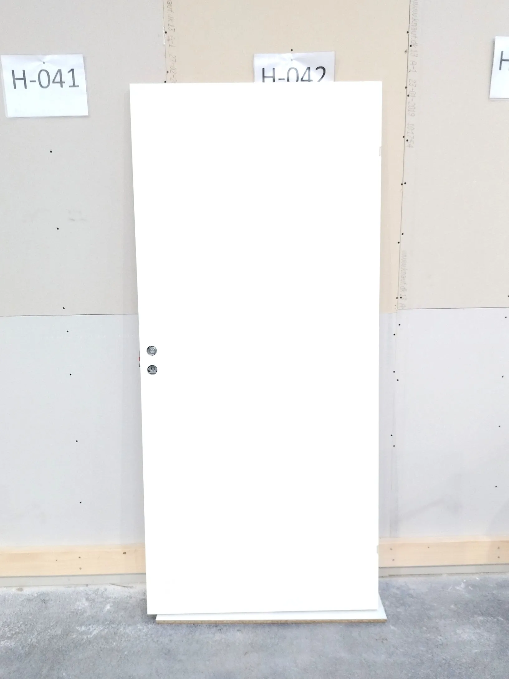 Ny hvid Swedoor dør inkl. lås og nøgle