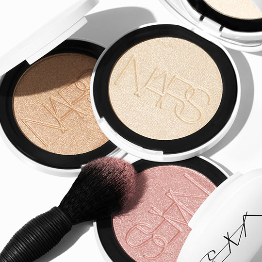 Light Reflecting™ Luminizing Powder, a next-level from NARS