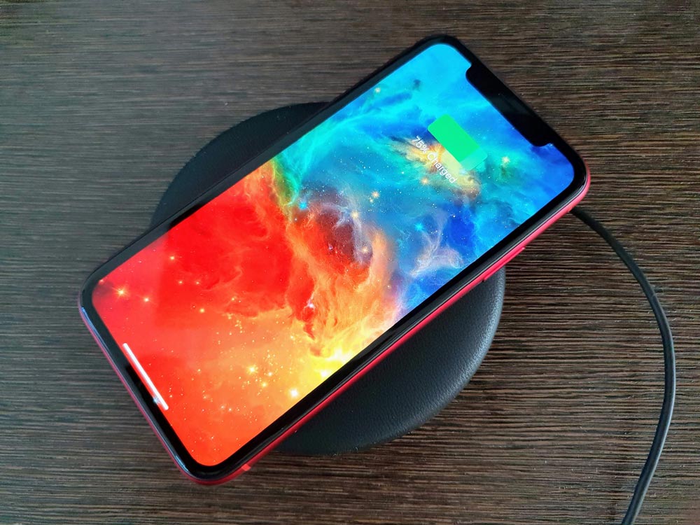 iPhone XR无线充电