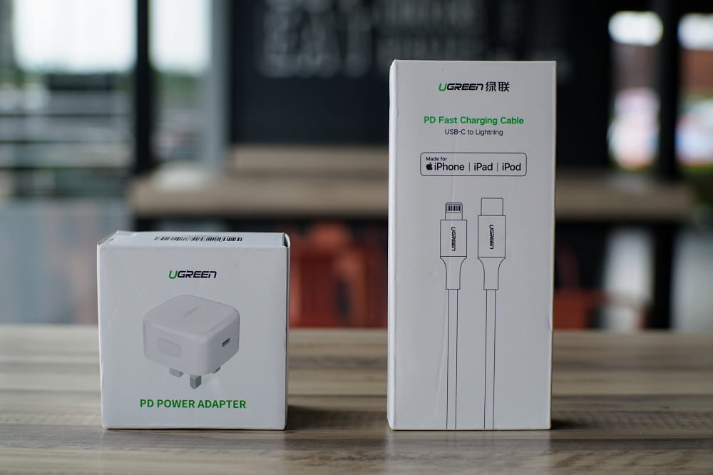 UGREEN 18W Power Delivery 快充充电器 + USB-C to Lightning 数据线套装开箱及评测