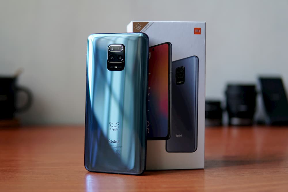Redmi Note 9s 背部设计