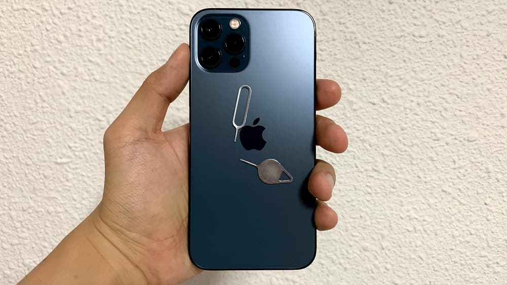 iPhone 12 Pro 评测 - 此 "Pro" 很重要? 12