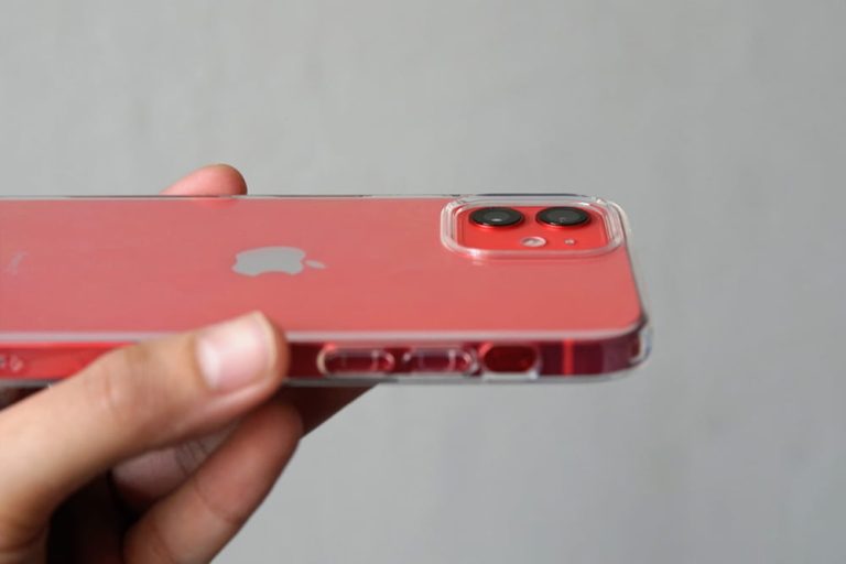 Spigen Liquid Crystal