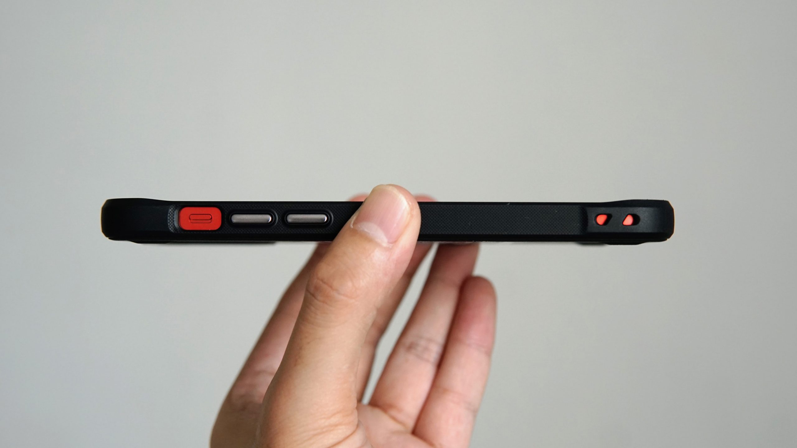 Ringke ONYX Design Case