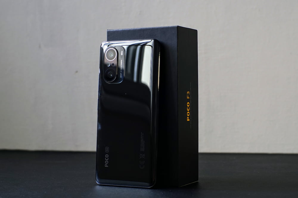 POCO F3