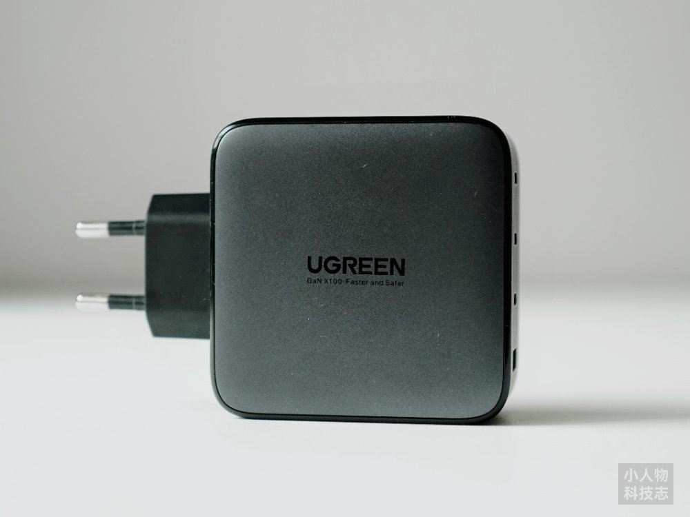 UGREEN 100W GaN 充电器