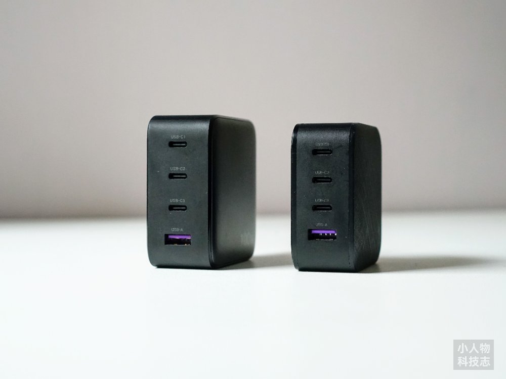 同样带有四个充电接口,并明确地标上 "USB-C1/C2/C3" 及 "USB-A"