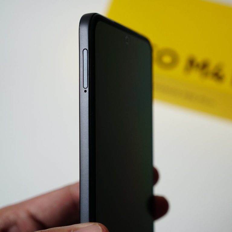 M4 Pro 左侧