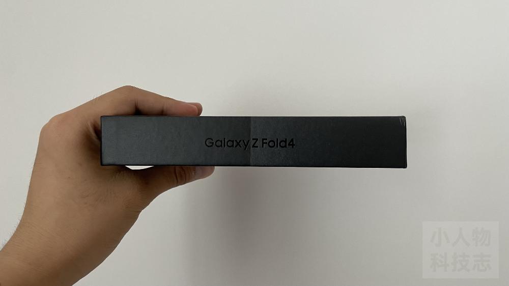 Samsung Galaxy Z Fold4 开箱 2