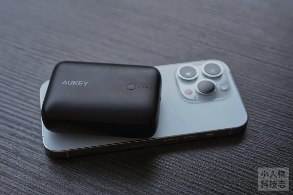 Aukey PB-N83 移动电源