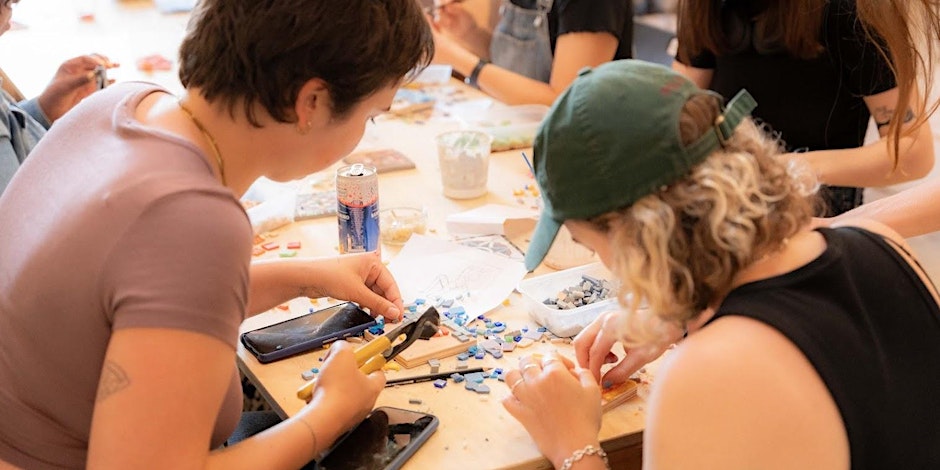 From Broken to Beautiful : Upcycling with Mosaic
