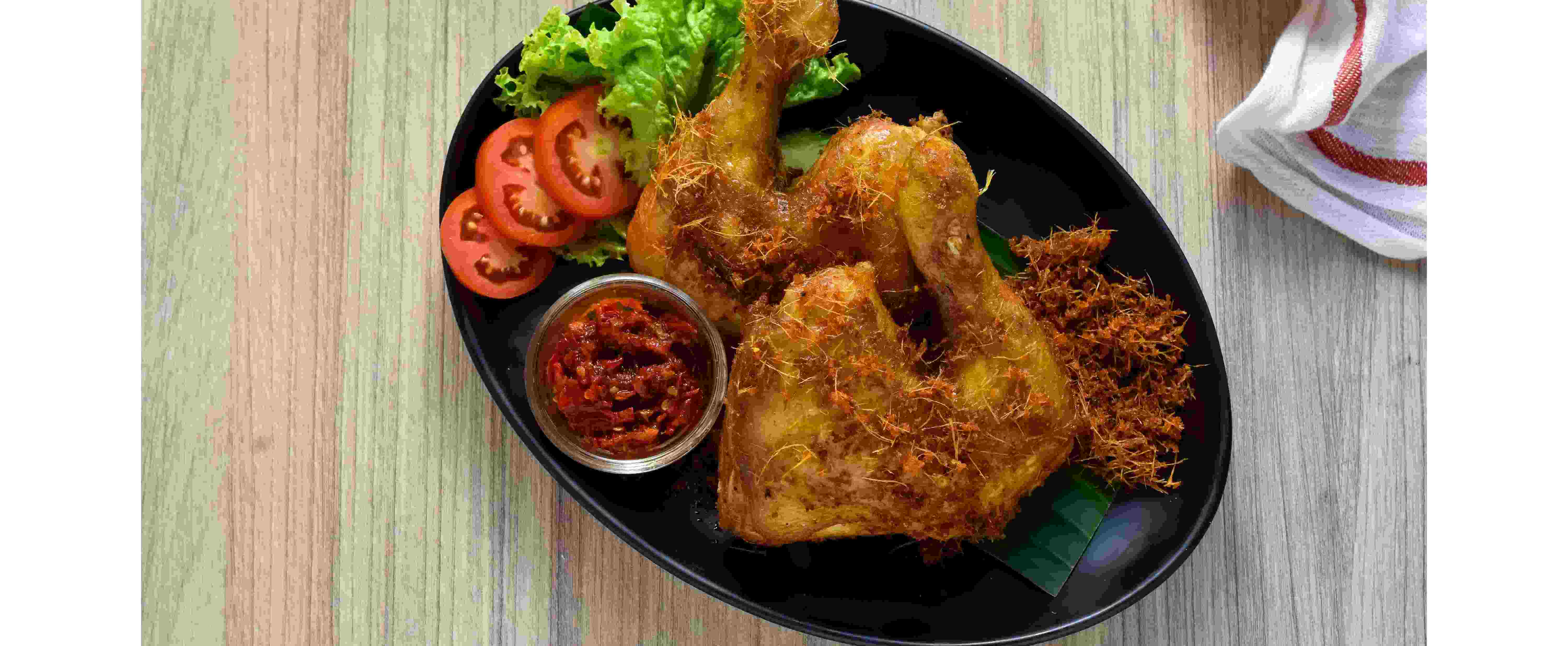 AYAM GORENG LAOS