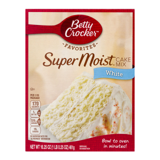 Buy Betty Crocker Super Moist White Cake Mix - 16.25Z in Saudi Arabia