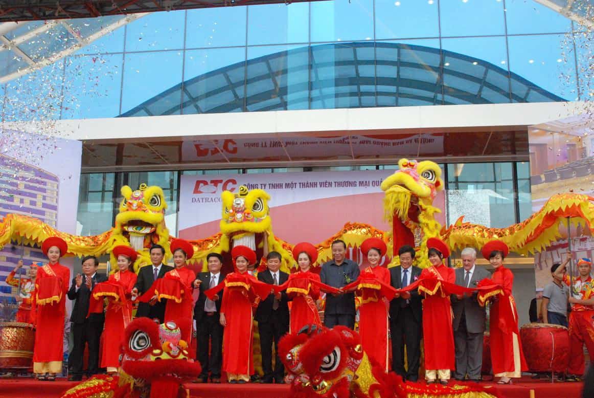 khai-truong-khach-san-ven-bien-5-sao-dau-tien-tai-da-nang1459270263