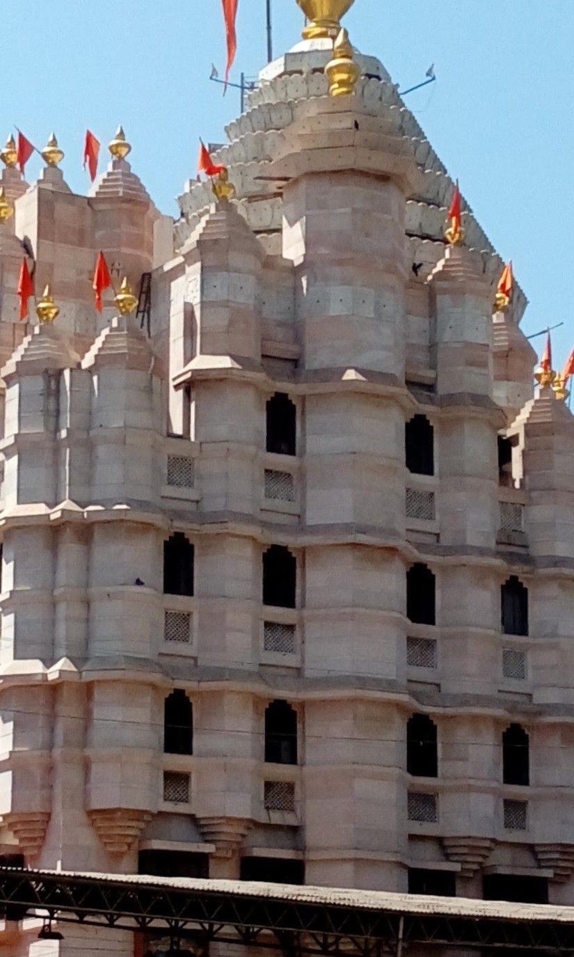 Shree Siddhivinayak Ganapati Mandir