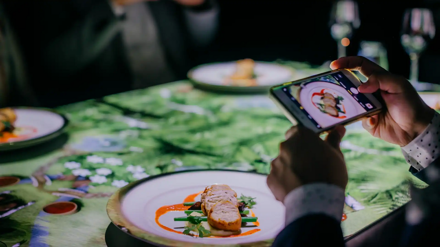 Le Petit Chef 3D Dining Experience