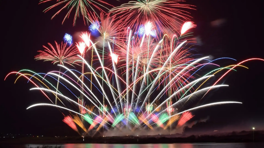 Makuhari Beach Fireworks