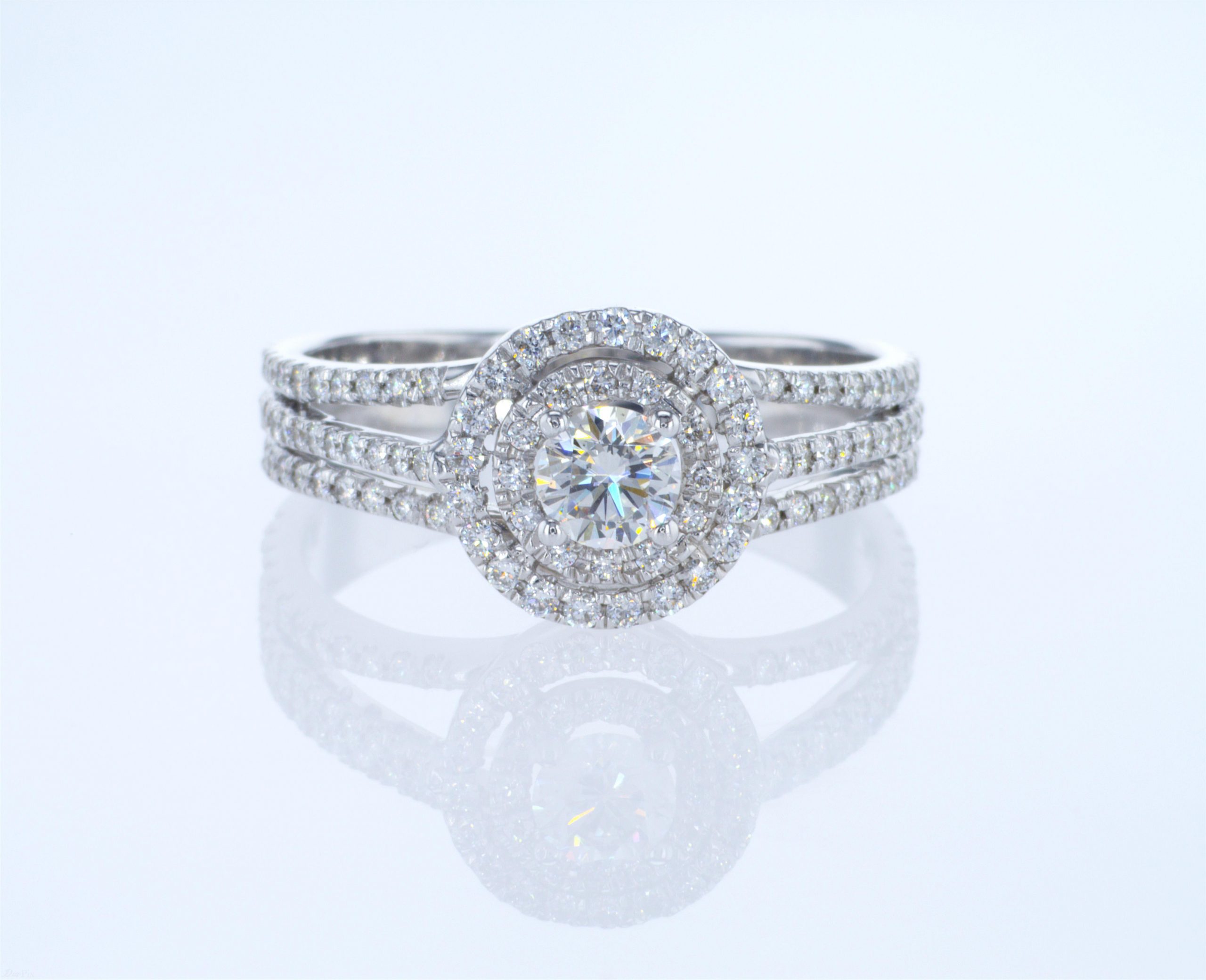 How to Find Diamond Wedding Rings on Sale