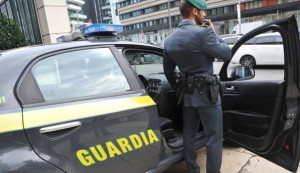 Sequestrati due milioni e mezzo di biancheria intima falsamente marchiata 'made in Italy'