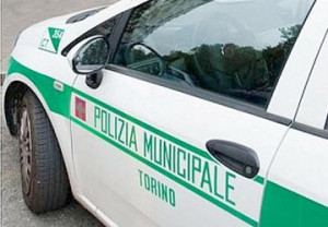 Sequestrate dalla Polizia Municipale auto destinate all'estero