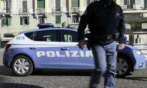 Confonde la data di nascita: arrestato dagli agenti di polizia