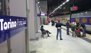 Torino: attività della Polizia di Stato nelle stazioni e sui treni in Piemonte e Valle d'Aosta