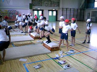 Tossランド 根本式立ち幅跳び指導法 たった１時間の授業でも確実に伸びる方法