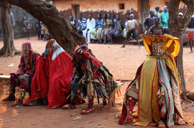 Egungunceremonyvoodoodancerscovebenin