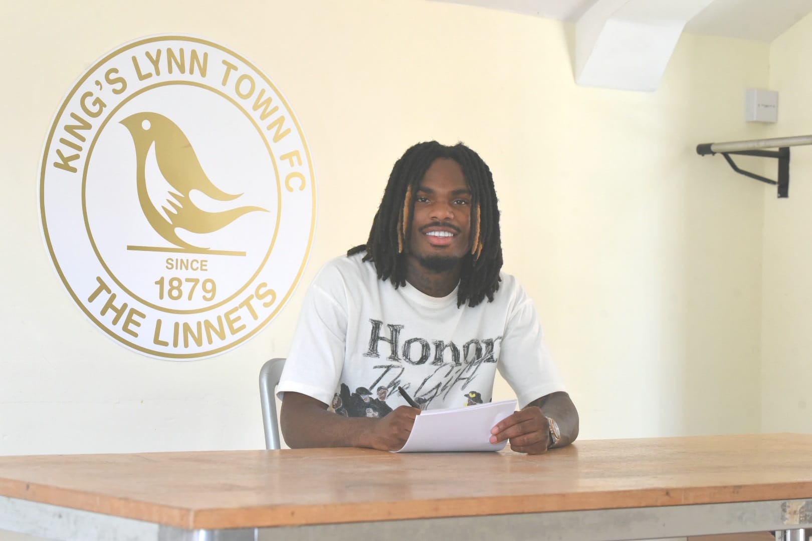 NEW SIGNING- Jesse Nwabueze | King's Lynn Town