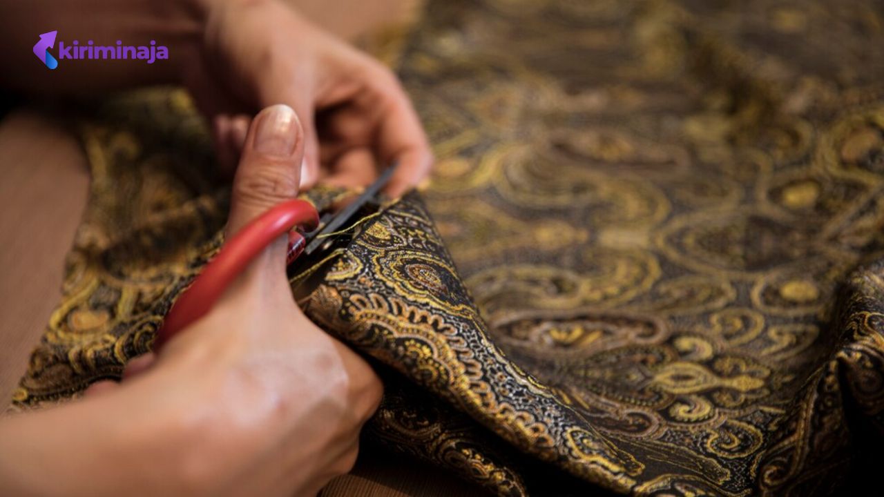 contoh toko batik terkenal