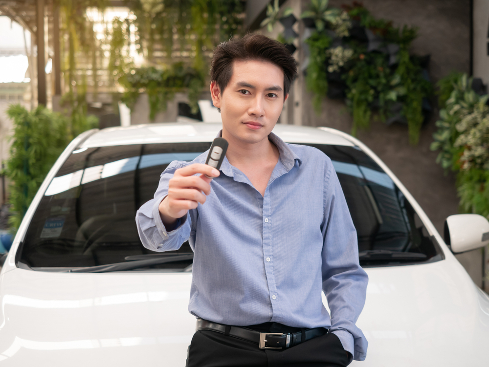 ซื้อรถยนต์คันแรกฉบับมนุษย์เงินเดือน ต้องทำอย่างไร มีค่าใช้จ่ายอะไรบ้าง
