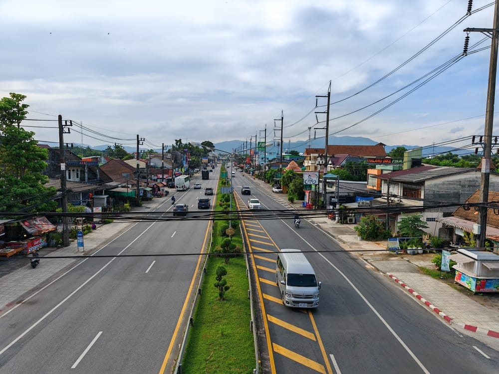 ถนน 4 เลน นับยังไง ถนน 4 เลน นับยังไง