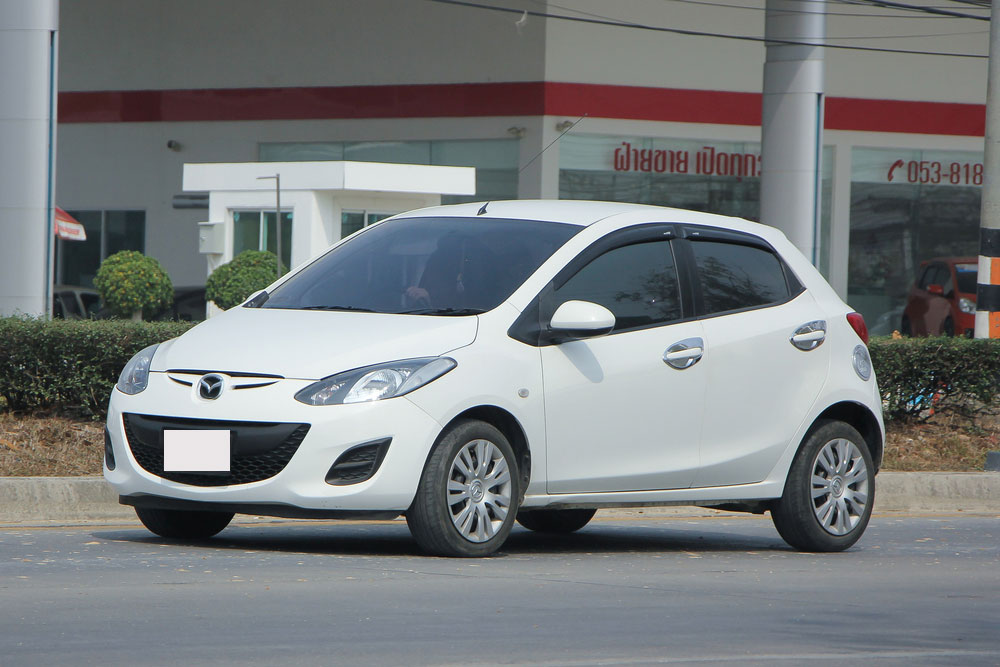 Mazda 2 ปี 2012