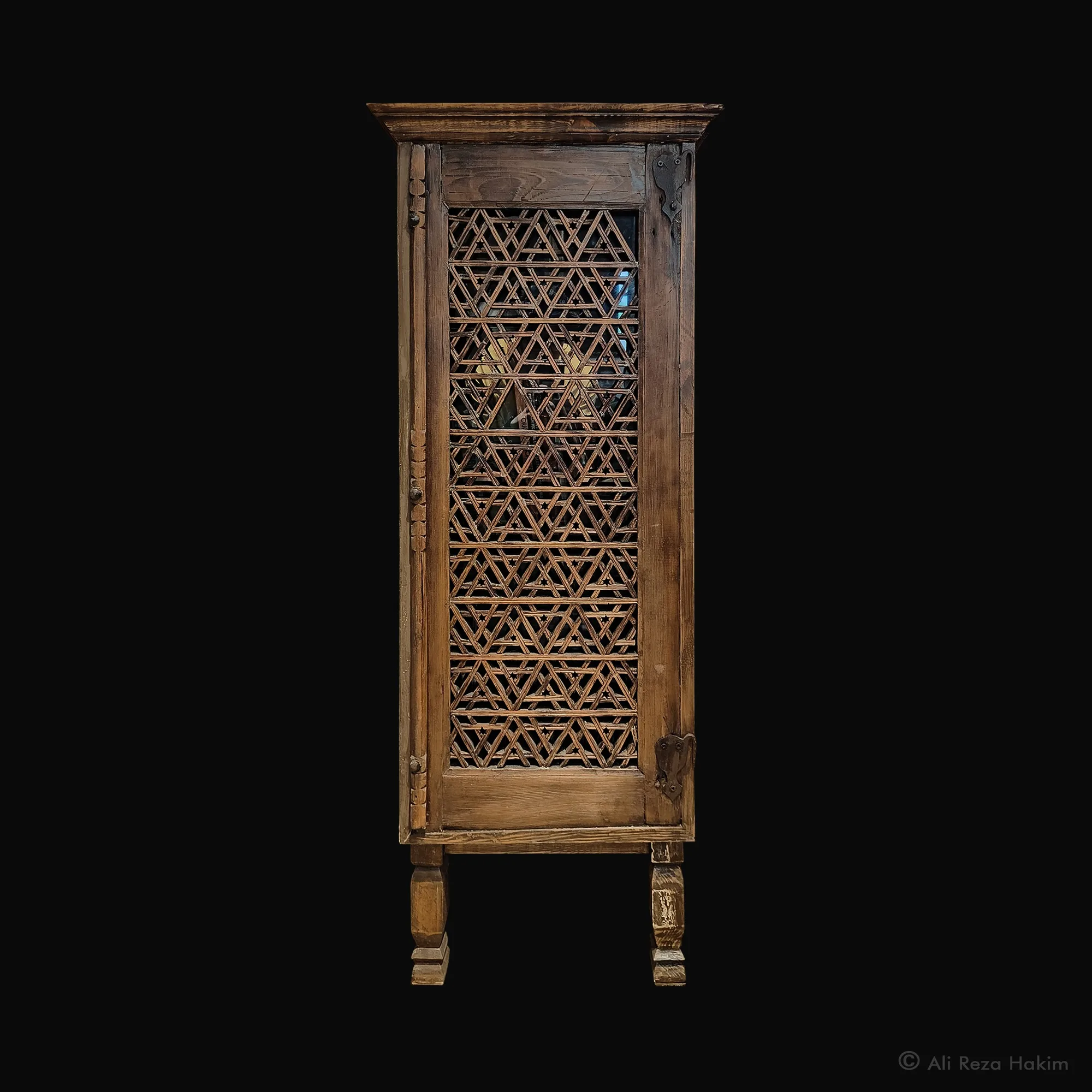 Pinjrakari Cabinet — image 1