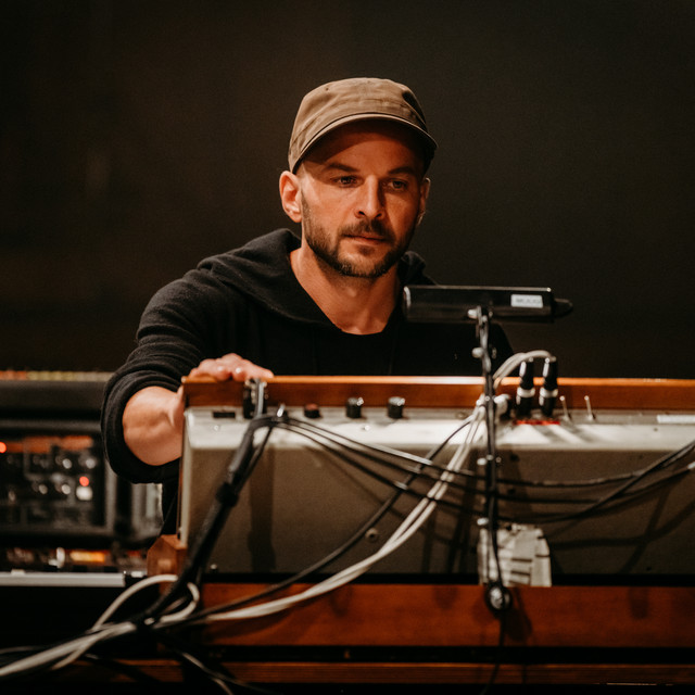 Nils Frahm image