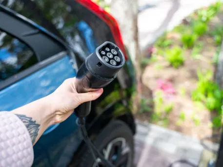 טעינת רכב פלאג אין: המדריך המלא שאתם חייבים להכיר