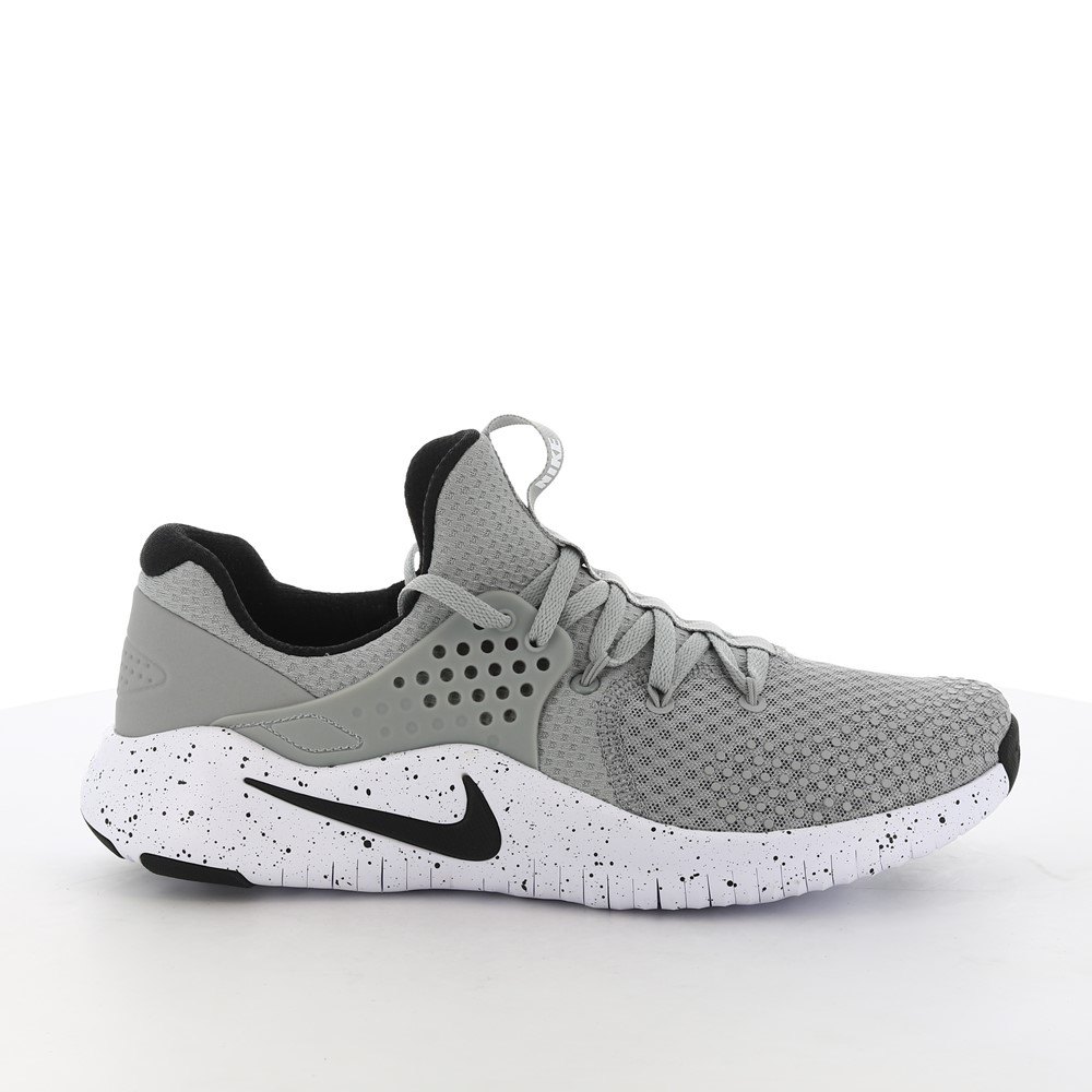 nike free trainer v8 white