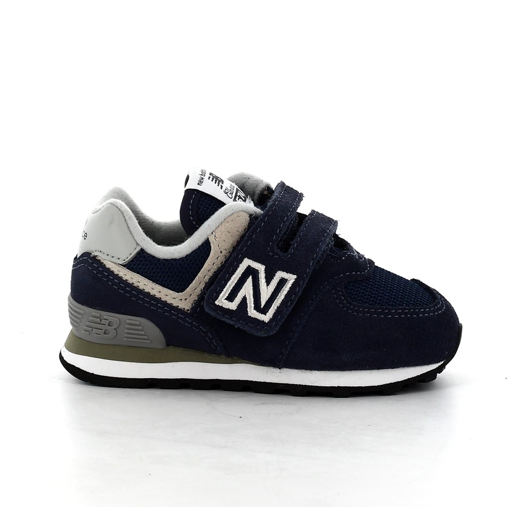 new balance 574 velcro trainer