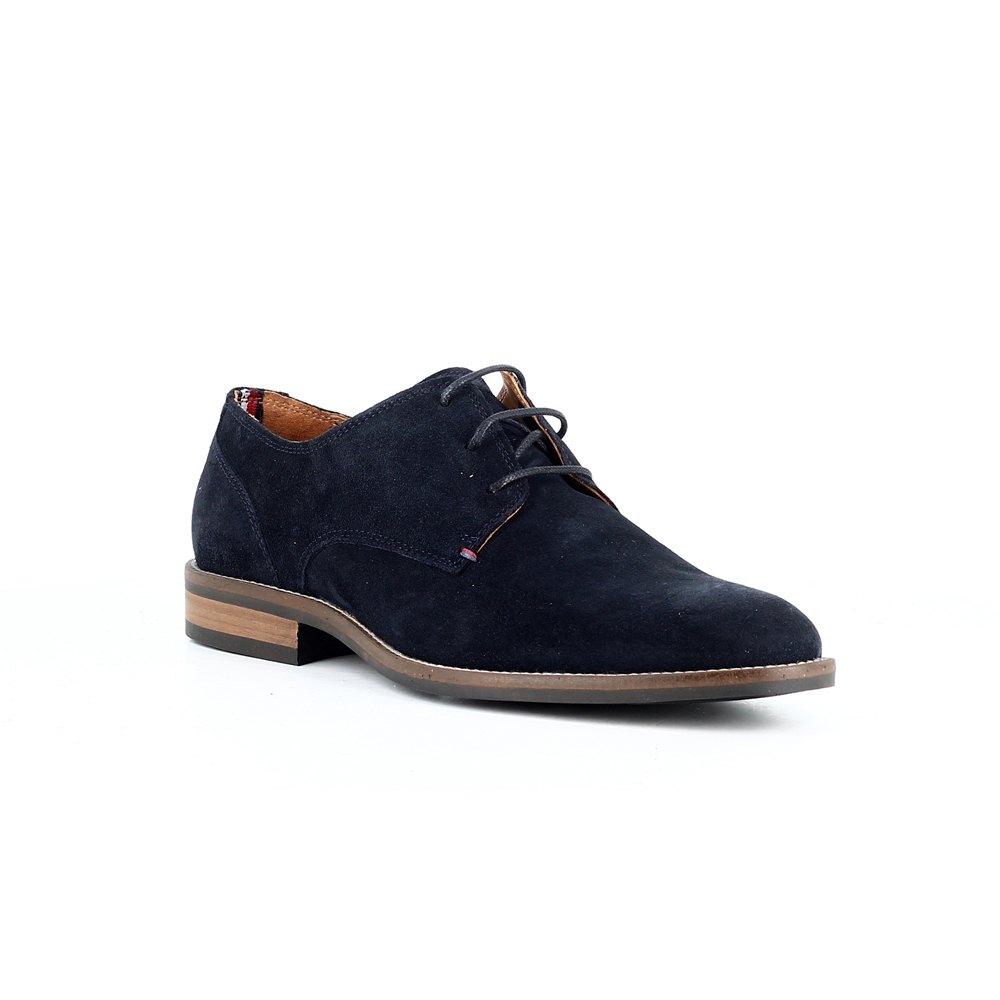 tommy hilfiger essential suede