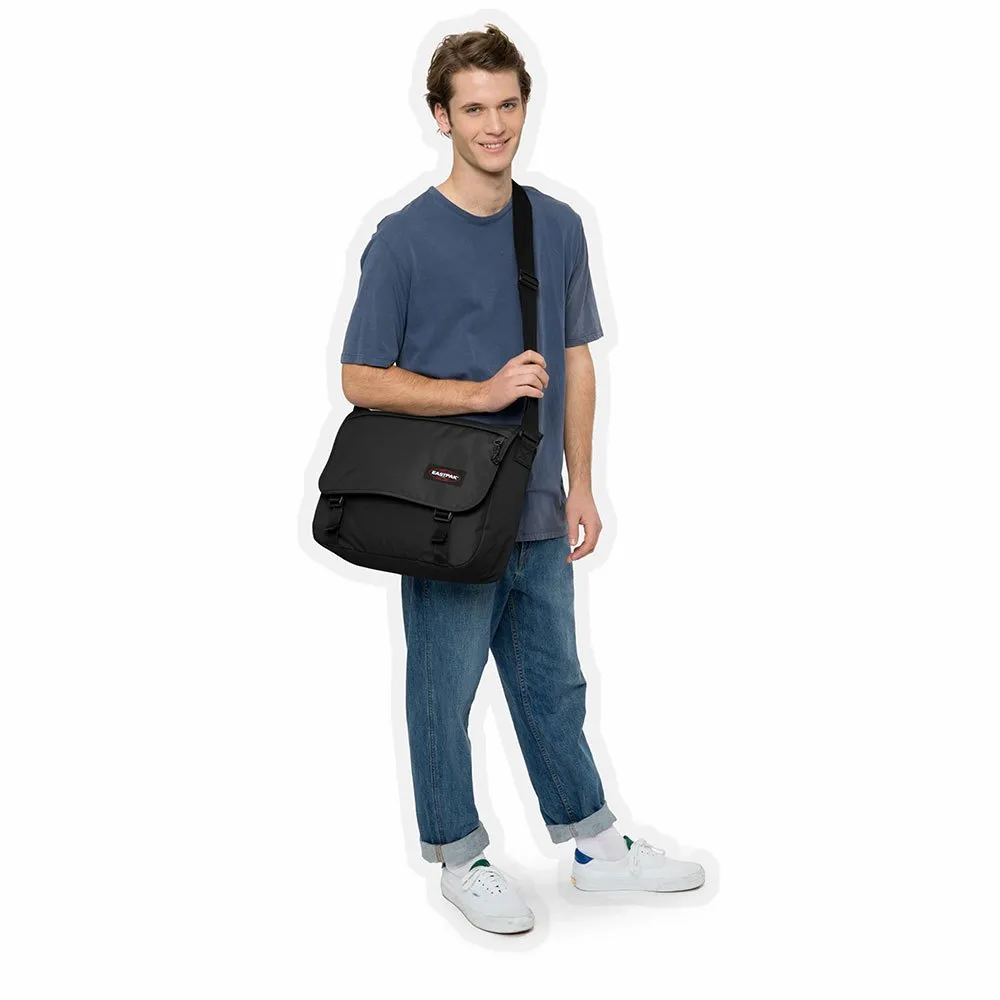 137104899_7.webp