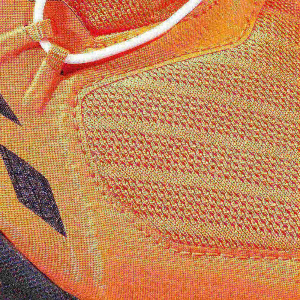 140184837_8.webp